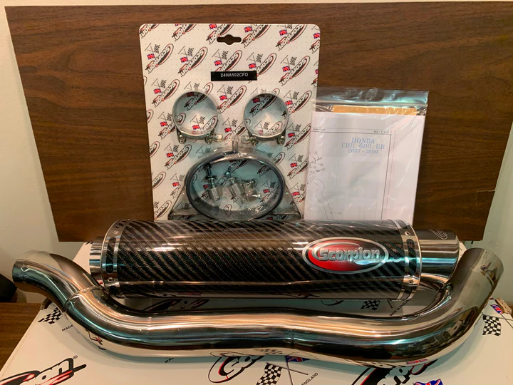 Scorpion Oval Slip-on Exhaust Carbon Fiber '07-'09 CBR600RR 763414
