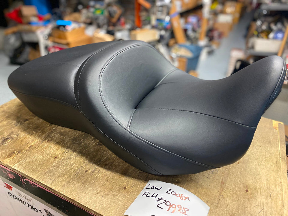 LOW SEAT HARLEY TOURING BAGGER FLH ULTRA CLASSIC ROAD GLIDE LIMITED 2008^ T/ OEM