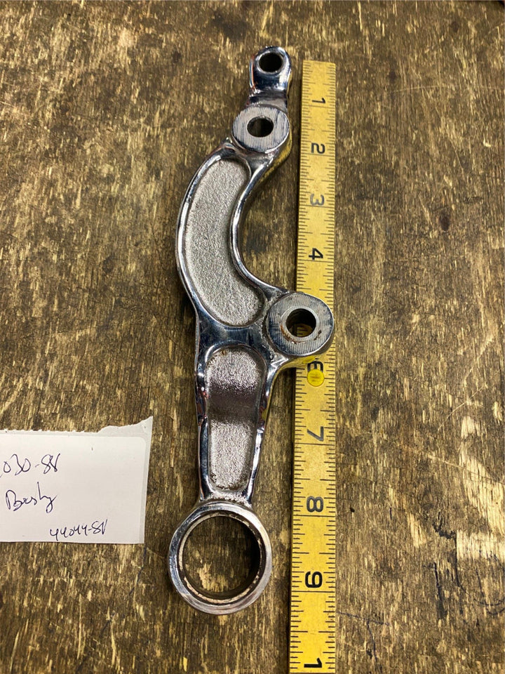 OEM FXSTS BRAKE CALIPER MOUNT BRACKET SPRINGER SOFTAIL HARLEY 44044-00