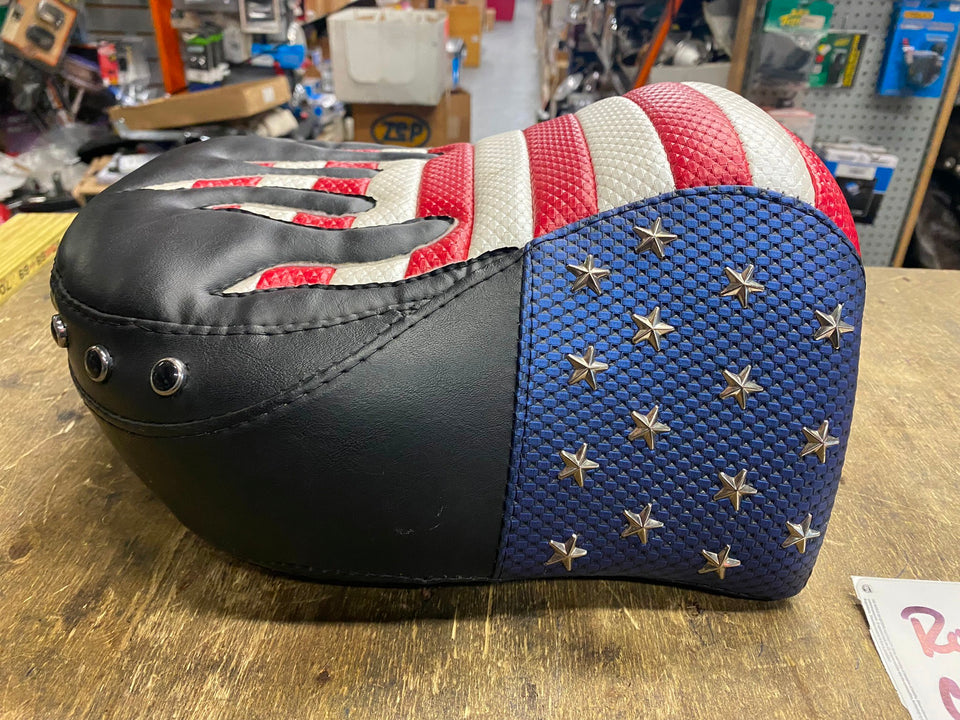 RED WHITE BLUE FLAG PASSENGER SEAT HARLEY ROAD KING FLHR CUSTOM BAGGER TOURING