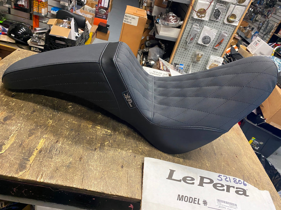 LEPERA KICKFLIP DIAMOND GRIPP TAPE SEAT HARLEY 2018^ SOFTAIL DELUXE HERITAGE REV