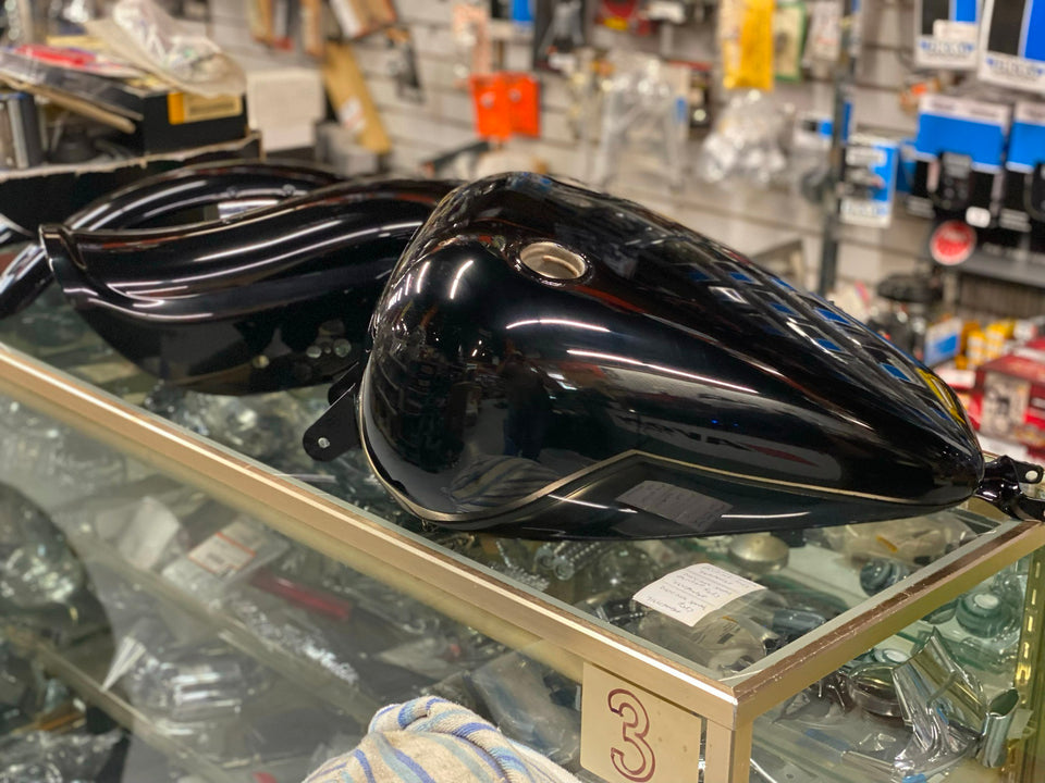 PAINT SET HARLEY SPORTSTER 2004-2006 QUICKBOB GAS TANK BOBTAIL REAR FENDER BLACK