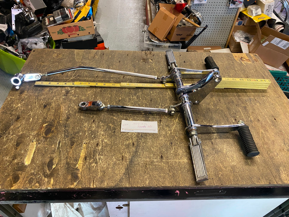 FORWARD CONTROLS HARLEY IRONHEAD SPORTSTER VTG NOS XLH OLD SKOOL JAMMER AMEM AEE