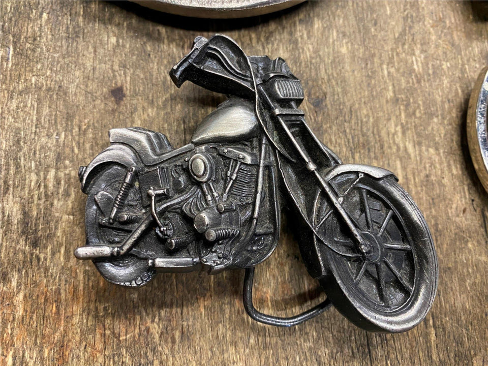 VTG HARLEY DAVIDSON BELT BUCKLE SHOVELHEAD FX 1979 SUPERGLIDE LOW RIDER CHOPPER!