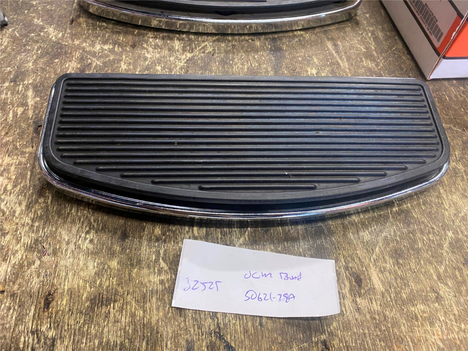 OEM HARLEY TOURING FLOORBOARD FLH GLIDE ULTRA CLASSIC ROAD KING EVO TWIN CAM SHO