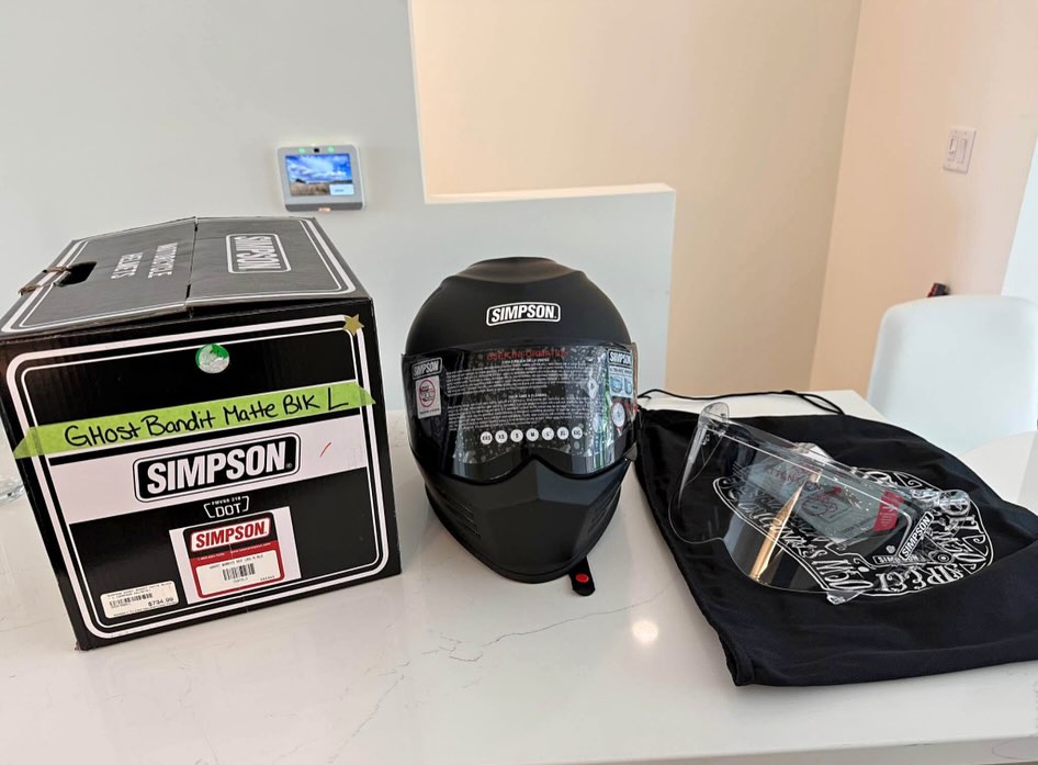SIMPSON GHOST BANDIT MOTORCYCLE HELMET