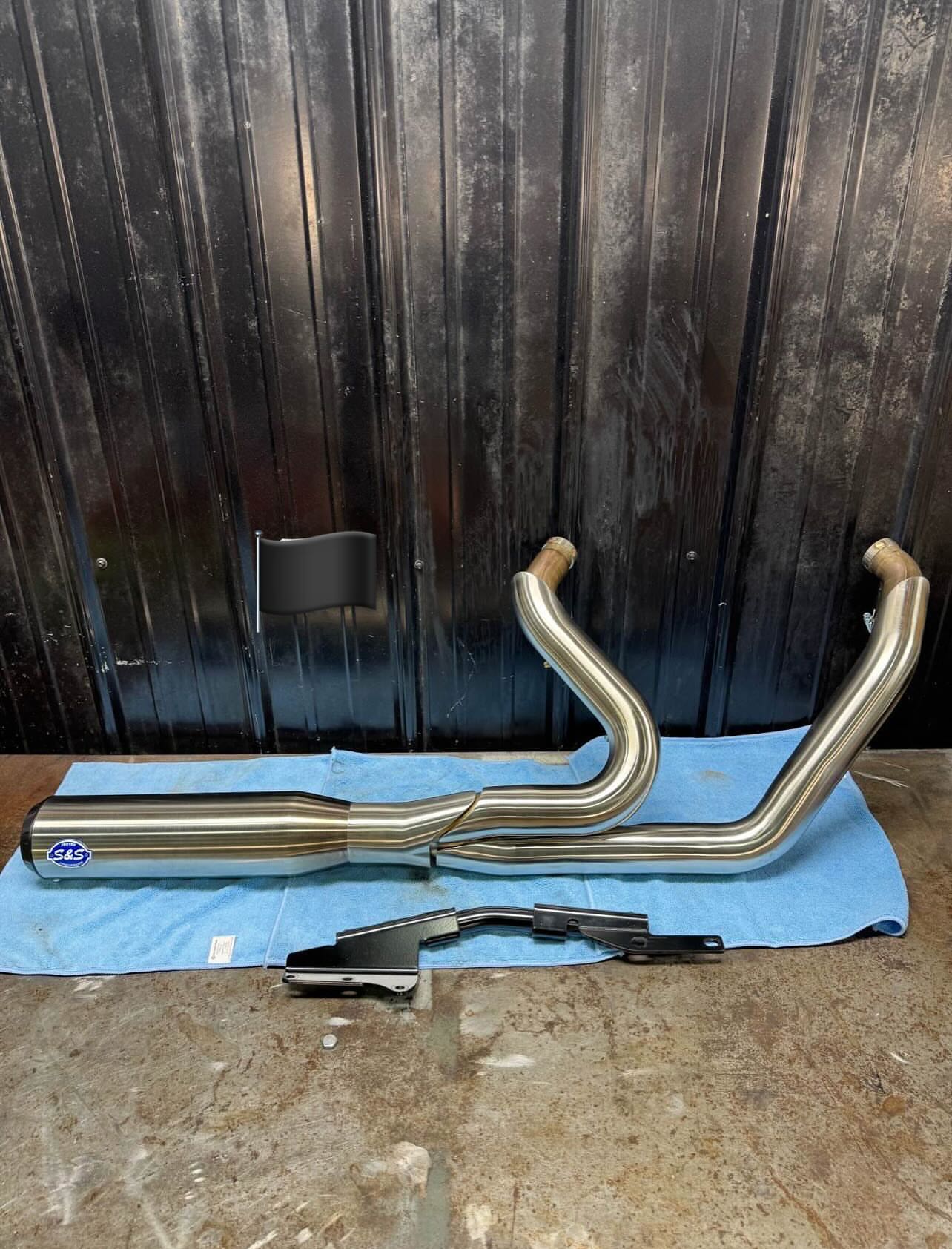 BRAND NEW S&S 2INTO1 HARLEY DAVIDSON EXHAUST 