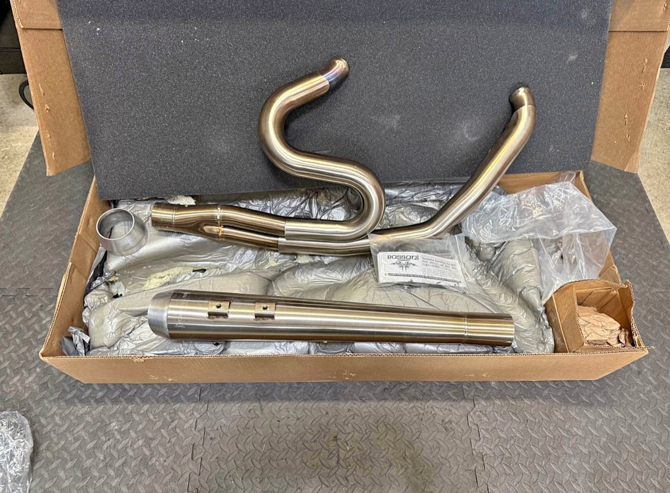 Bassani Short Road Rage 2-1 Exhaust System for 2017-2024 Harley Touring - Stainless