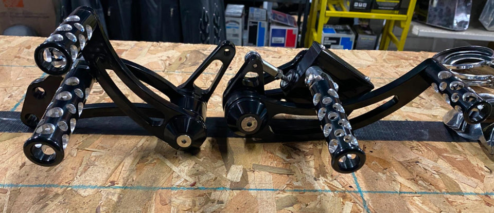 BLACK BILLET FORWARD CONTROLS HARLEY DYNA FXD STREET BOB 1991-2017 MASTER CYLIND