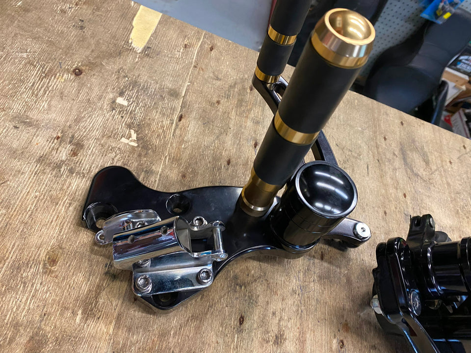 FORWARD CONTROLS HARLEY TOURING BAGGER BLACK 2014^ FLH FLHX STREET ROAD GLIDE