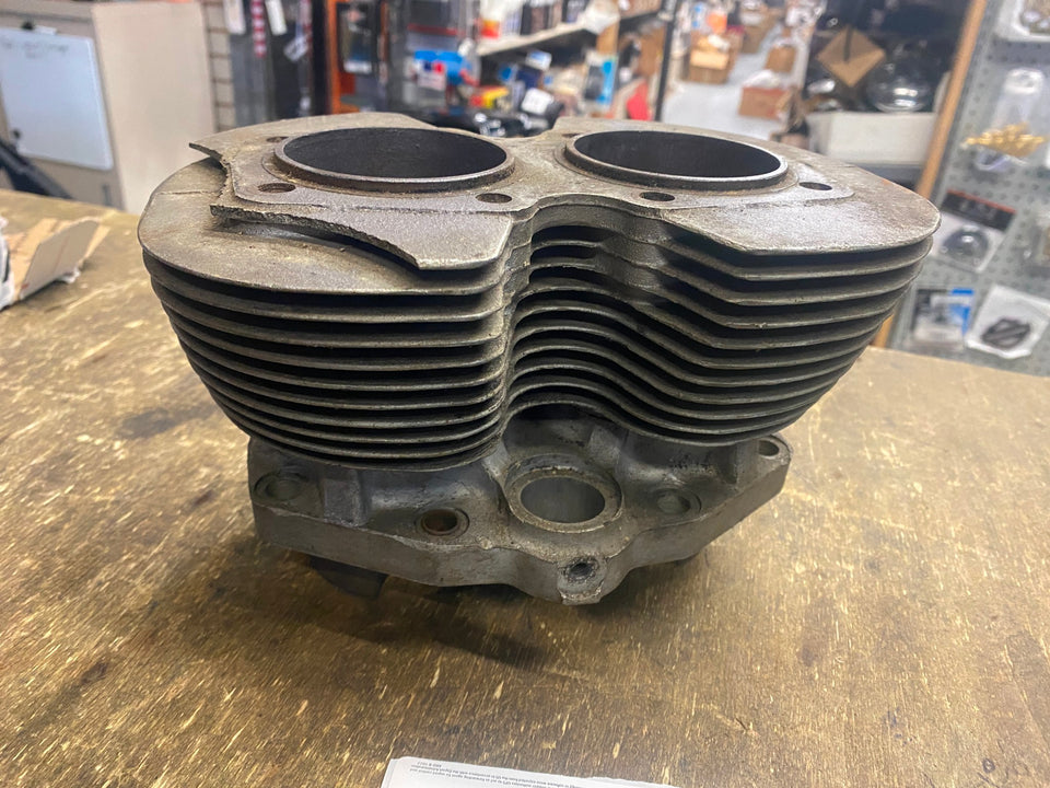 E2958 CLOSE FIN ALI BARREL CYLINDER PRE-UNIT TRIUMPH T100 5TA 500 ALUMINUM RACE