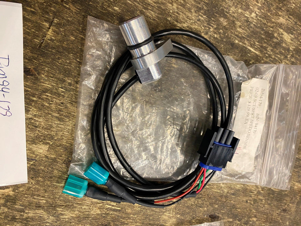 INDIAN MOTORCYCLE GILROY OEM CHIEF SCOUT SPEEDOMETER SENSOR ELECTRONIC GAUGE NOS