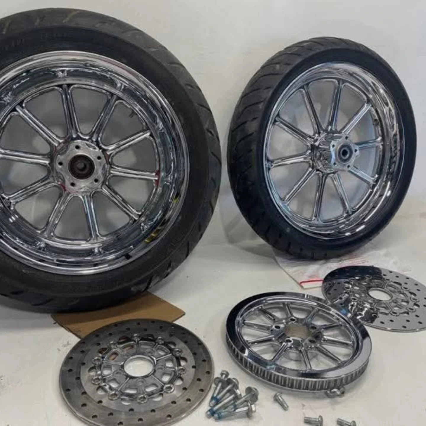 HARLEY OEM REVOLVER WHEEL SET 10 SPOKE CUSTOM 18"x3.5" 17x6 W/PULLEY ROTOR ALCOA