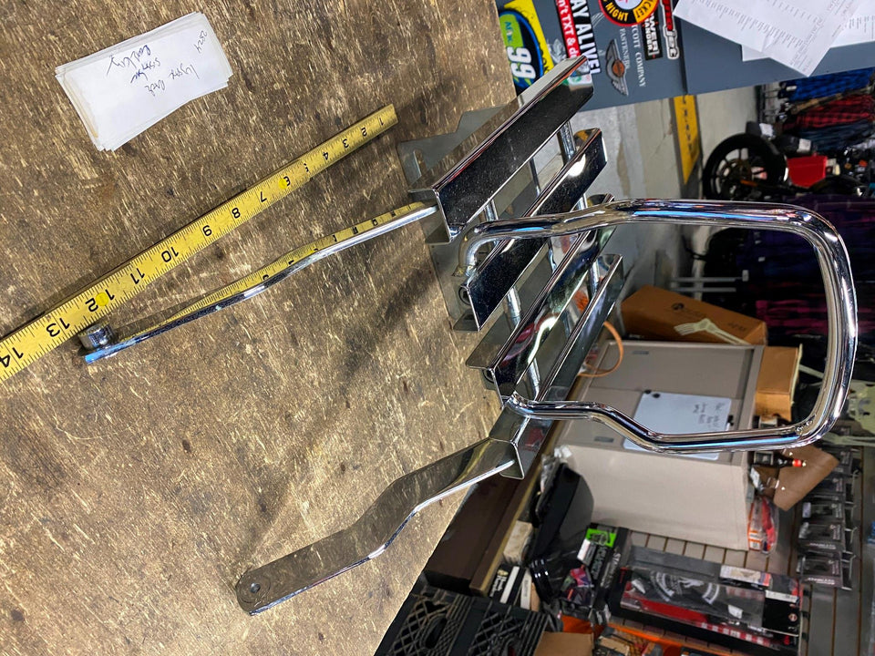 LUGGAGE RACK BACKREST SISSYBAR HARLEY FLH ROAD KING ULTRA CLASS GLIDE BAGGER OEM