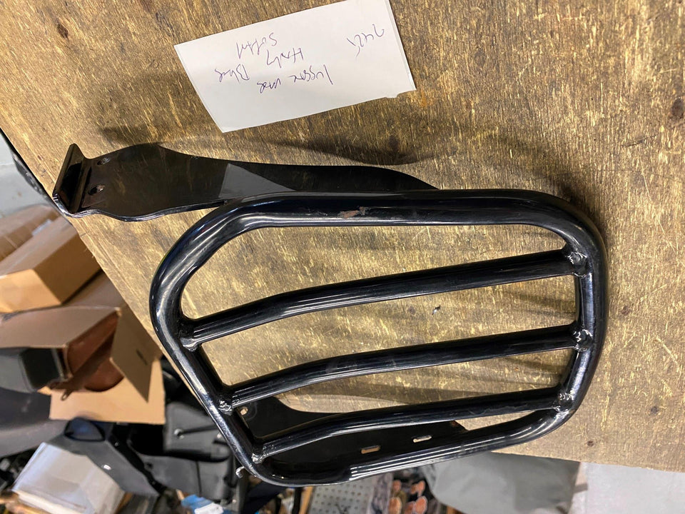 OEM HARLEY BLACK LUGGAGE RACK SISSYBAR MOUNT SOFTAIL HERITAGE FATBOY 00-17