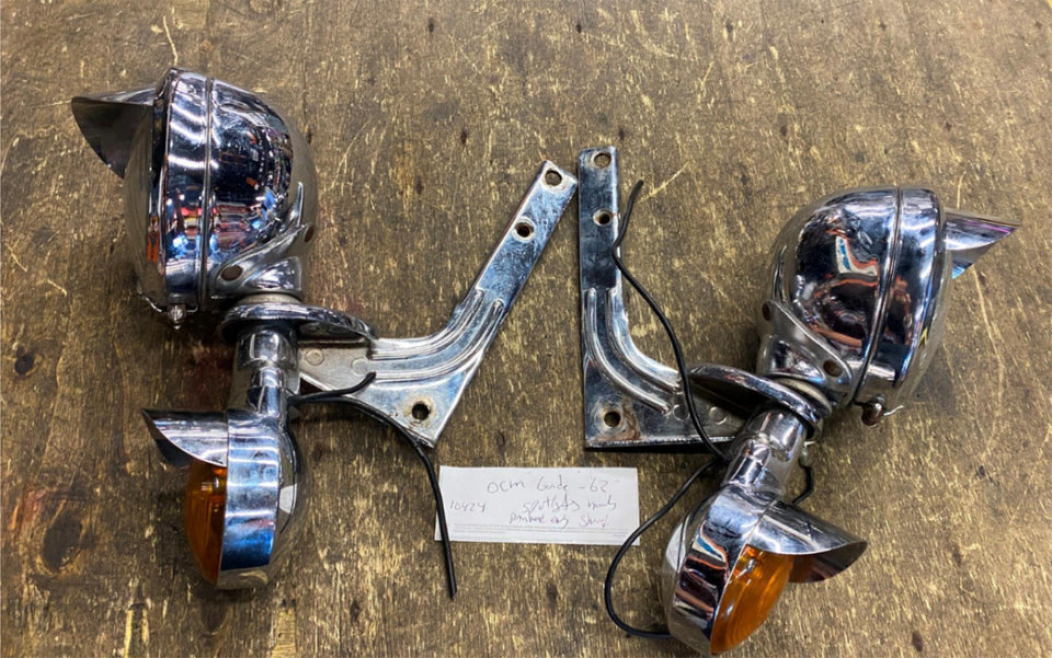OEM -62 GUIDE SPOTLIGHTS PASSING LAMPS HARLEY PANHEAD SHOVELHEAD FLH ORIG FACTOR