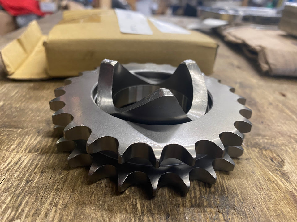 COMPENSATOR SPROCKET 24 TOOTH FXR DYNA SOFTAIL TOURING HARLEY