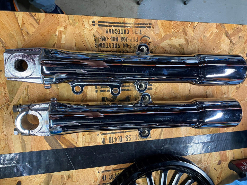 CHROME FORK LEGS SLIDERS HARLEY FATBOY HERITAGE SOFTAIL 41MM 07^ FLST FLSTF 25MM
