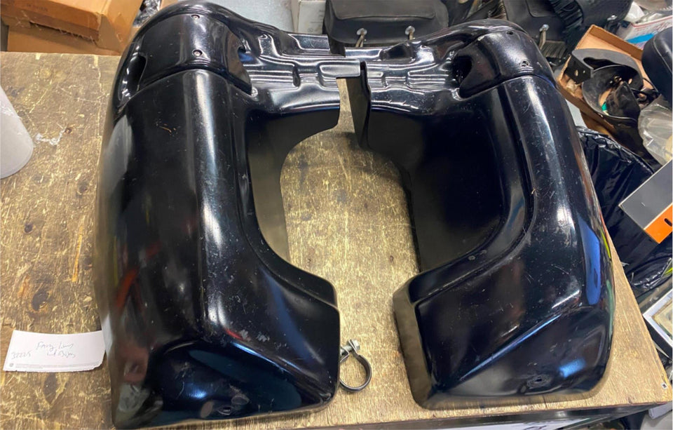 OEM HARLEY LOWER FAIRINGS W BOXES TOURING FLH GLIDE ROAD KING ULTRA CLASSIC