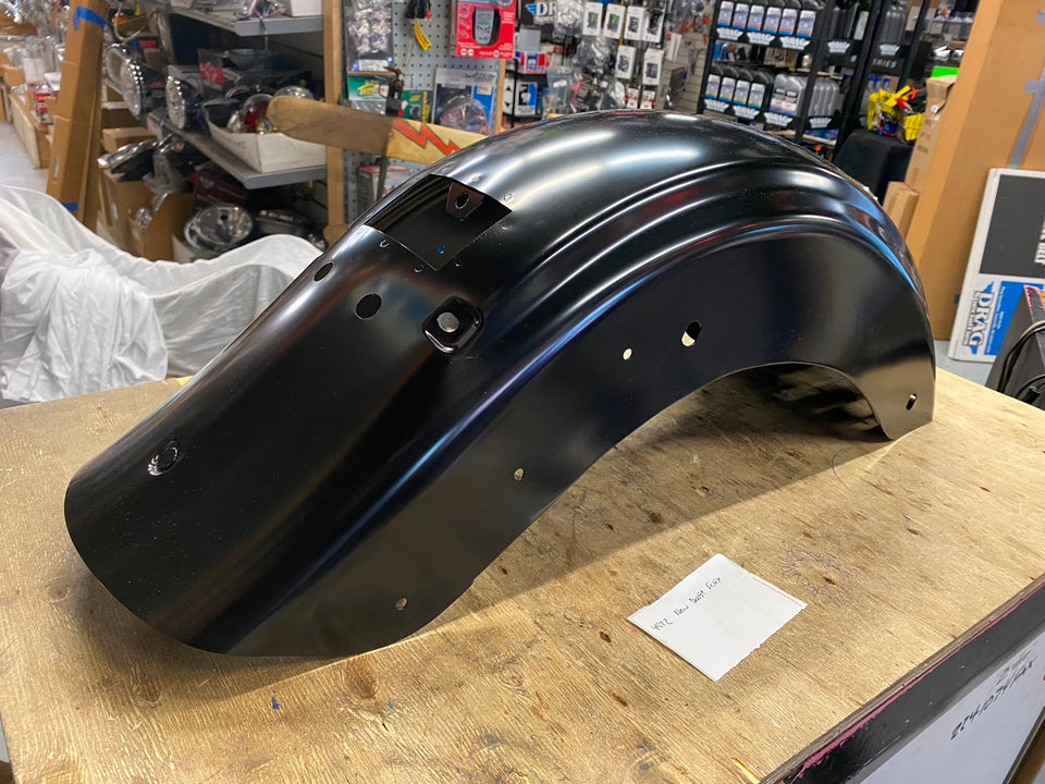 NEW HARLEY REAR FENDER FLHX STREET ROAD GLIDE 2009^ FACTORY OEM BAGGER FLTR