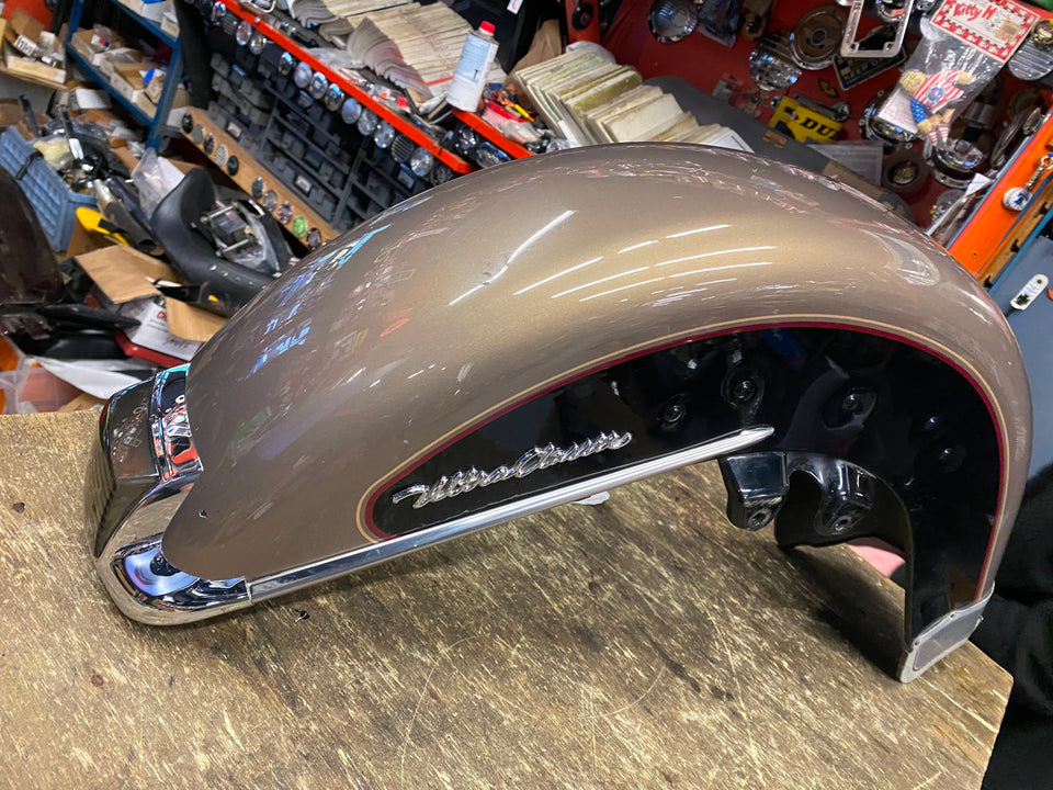 FRONT FENDER SMOKEY GOLD BLACK HARLEY ULTRA CLASSIC 2004 GLIDE FLH TOURING TRIM