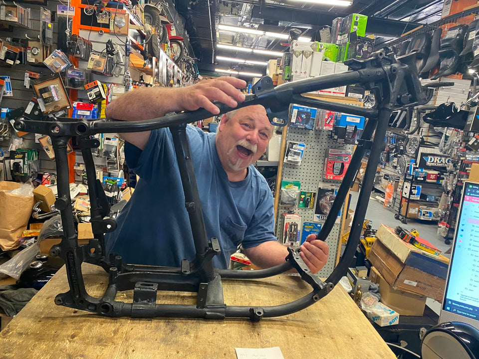 1966-1969 HARLEY GENERATOR SHOVELHEAD FRAME SWINGARM OEM FACTORY PAN SHOVEL FLAT