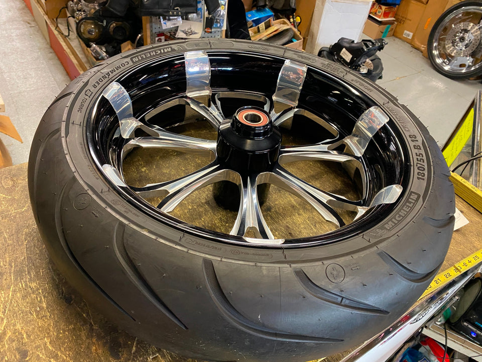 PERFORMANCE MACHINE PARAMOUNT WHEEL 18X5.5 BLACK HARLEY FRONT TOURING FLH TIRE!