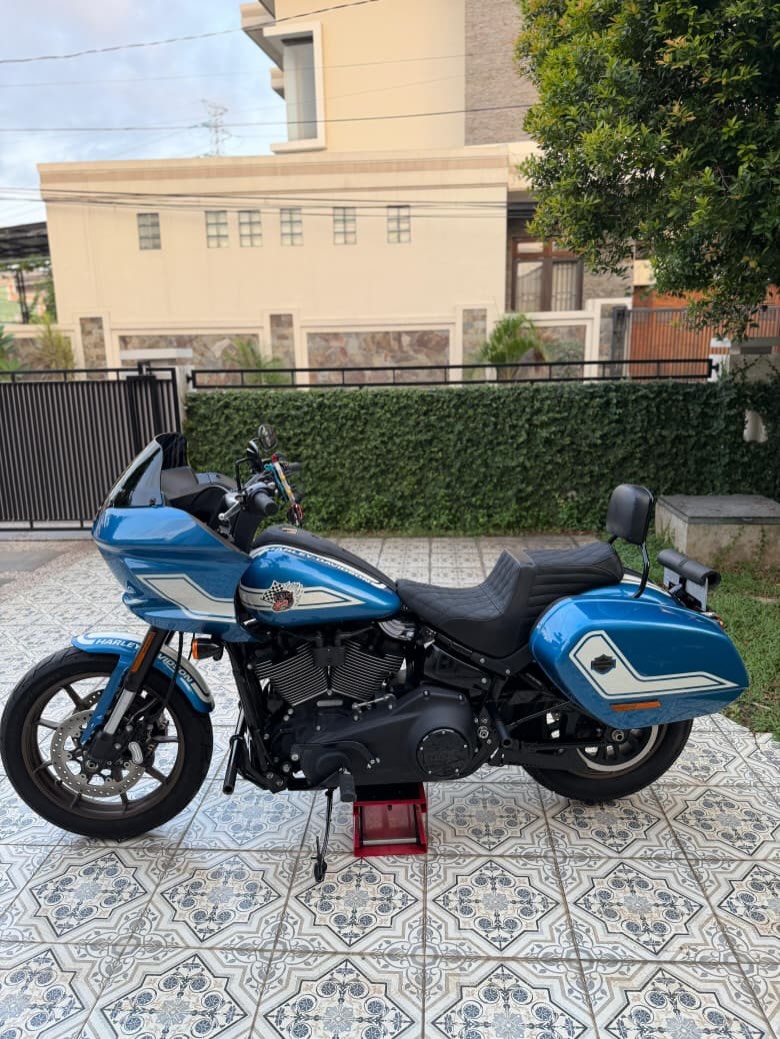 LOW RIDER ST 2023 MODEL